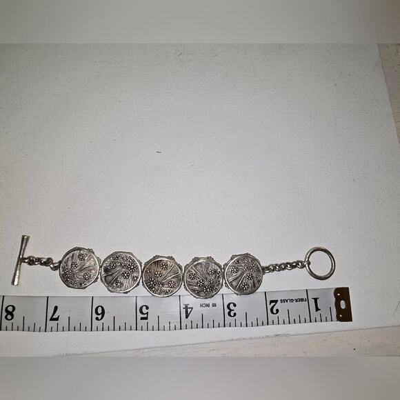 Lucky brand Silver Star Charm Disc Bracelet - Picture 5 of 7